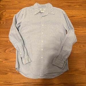 Uniqlo Light Blue Casual Button-Down Shirt